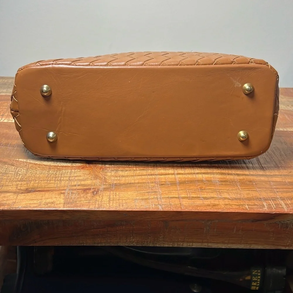 Valentina Fiore Brown Woven Leather Shoulder Bag with Curved Handle, No Strap - Picture 5 of 9